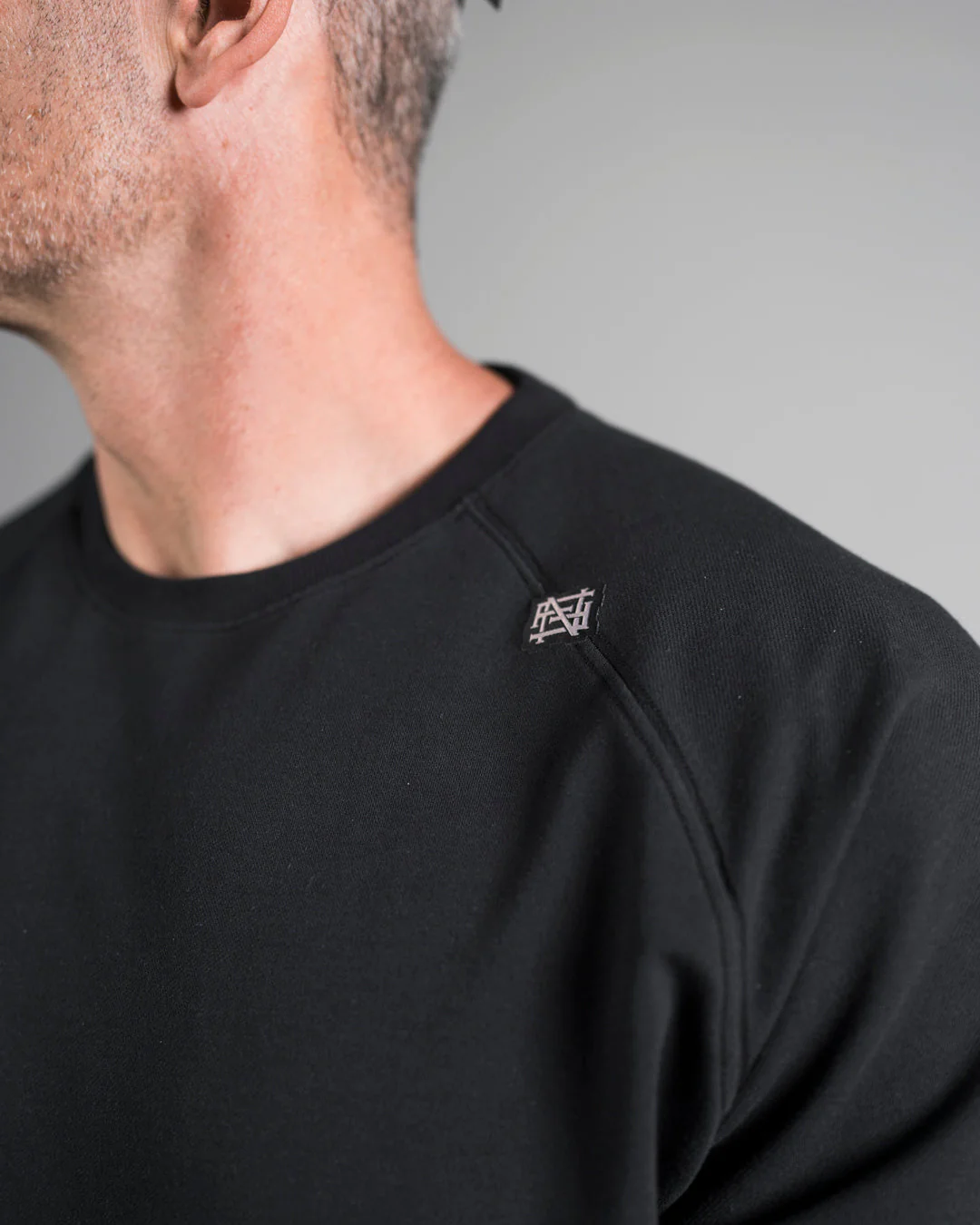 CLUB TEE - BLACK - Image 5