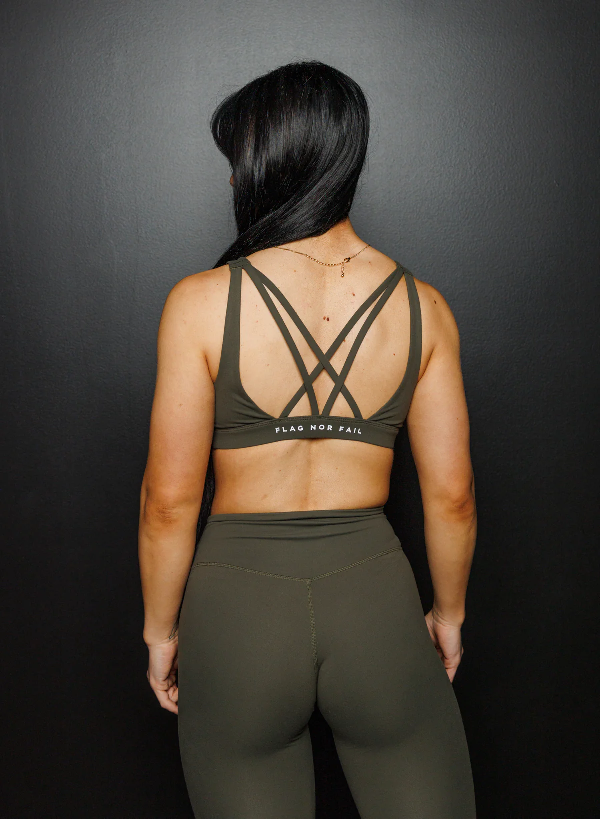 CRISSCROSS ESSENTIAL BRA - OLIVE - Image 2