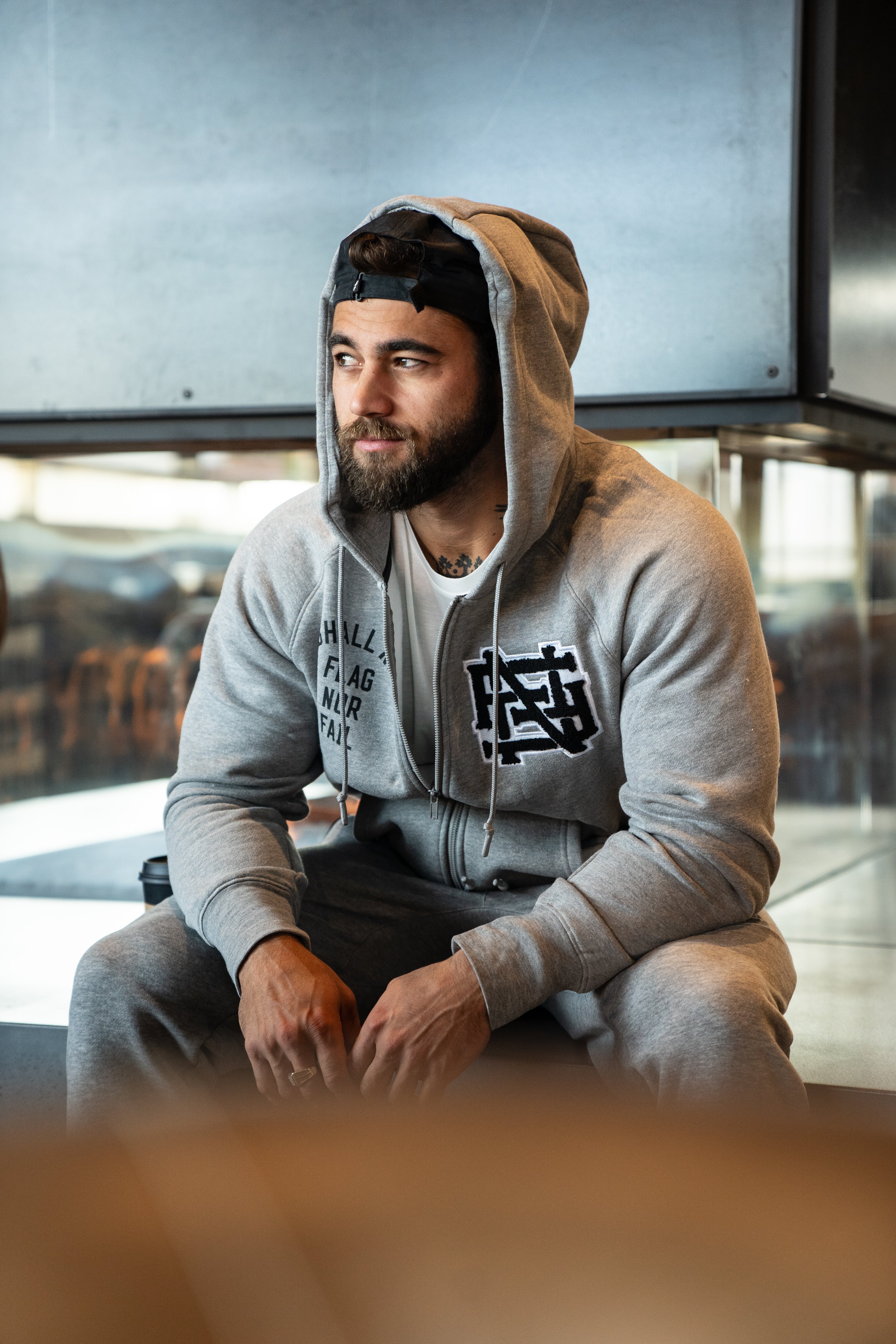 VARSITY PATCH ZIP UP - GREY - Image 2