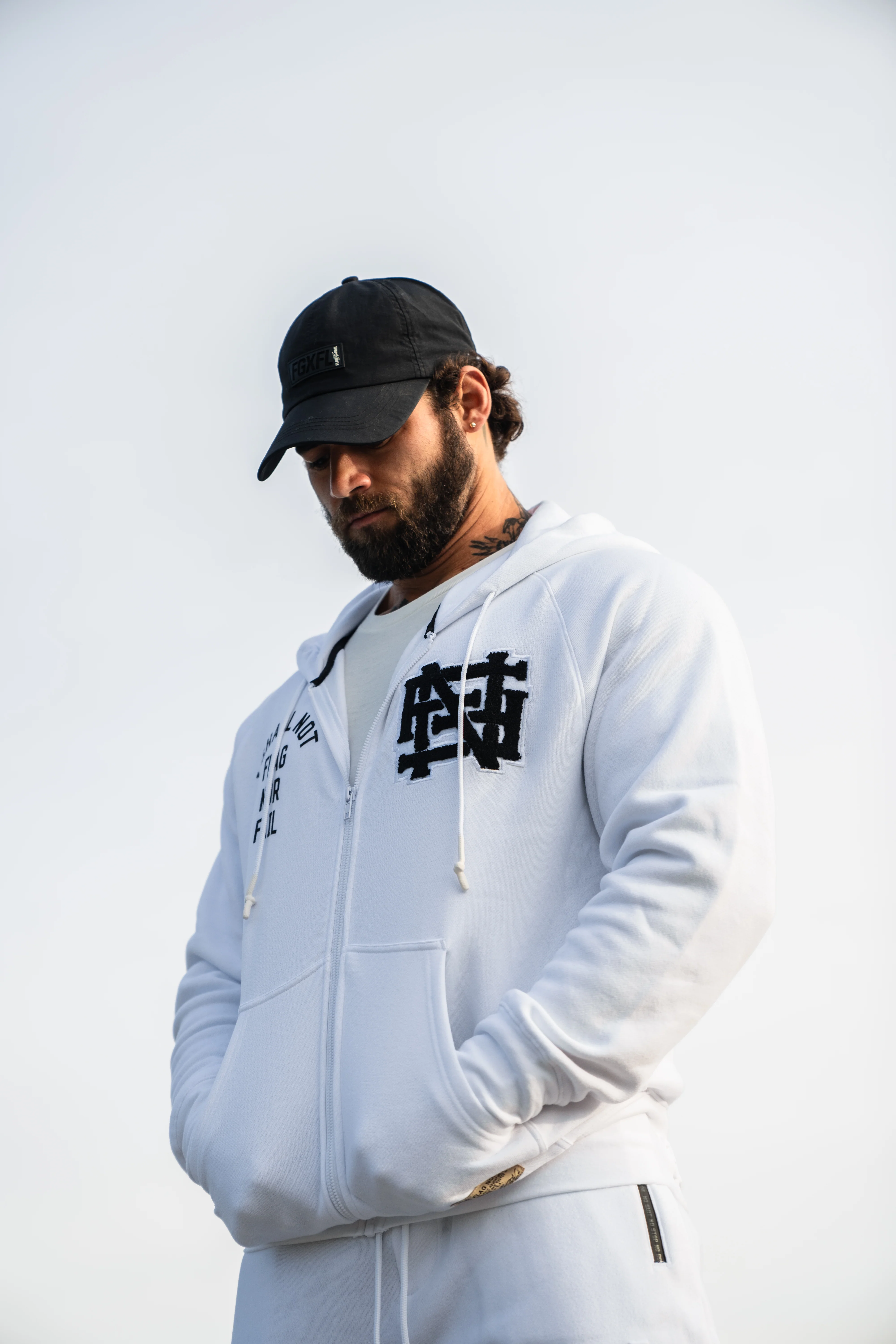 VARSITY PATCH ZIP UP - WHITE - Image 5