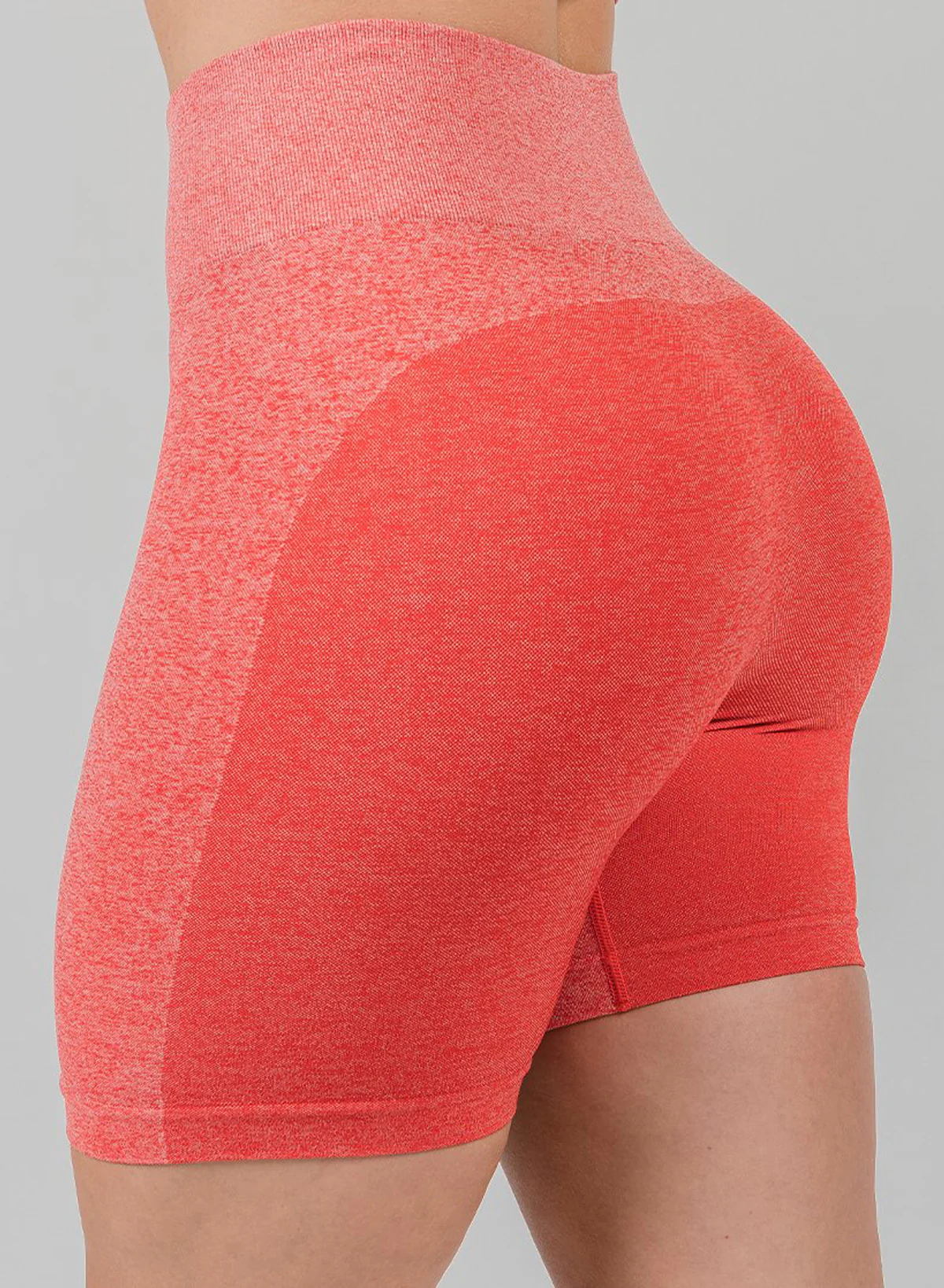 SEAMLESS BIKER SHORTS - RED - Image 5