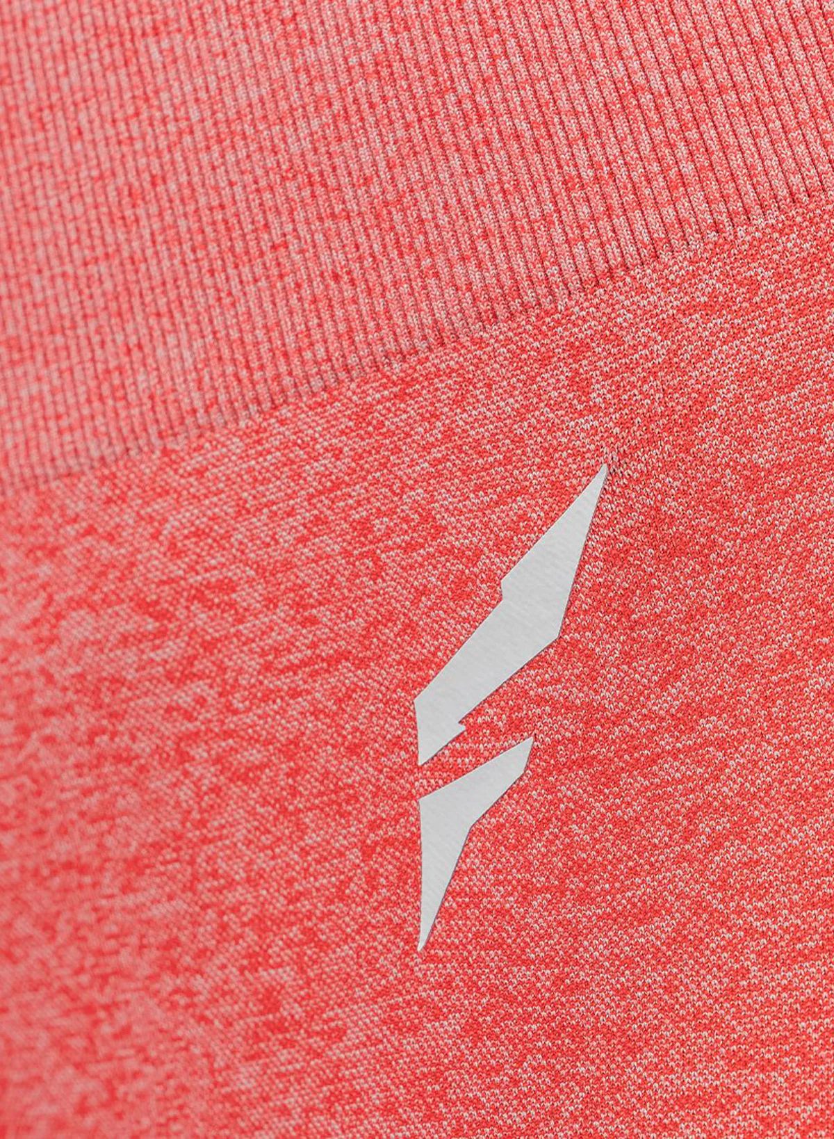 SEAMLESS BIKER SHORTS - RED - Image 7