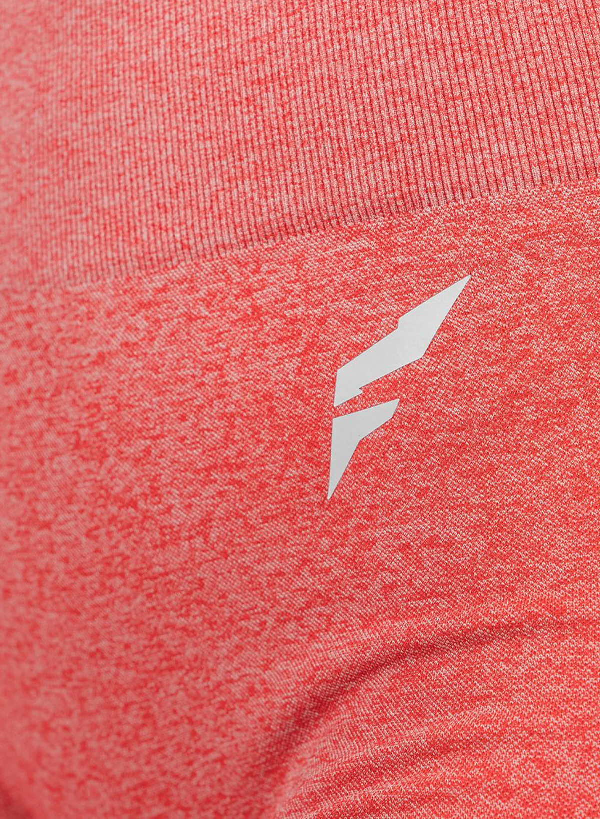 SEAMLESS COMPRESSION SHORTS - RED - Image 5