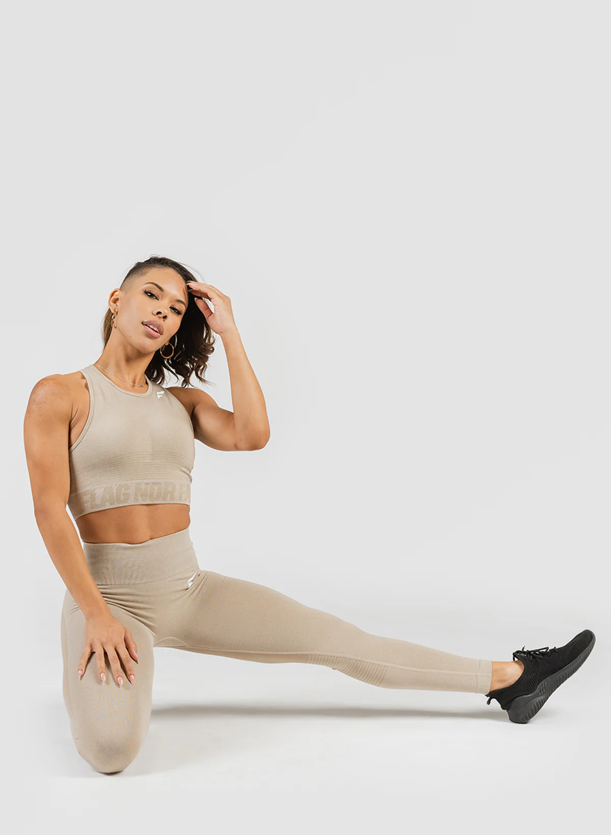 SEAMLESS TIGHTS - SAND - Image 10