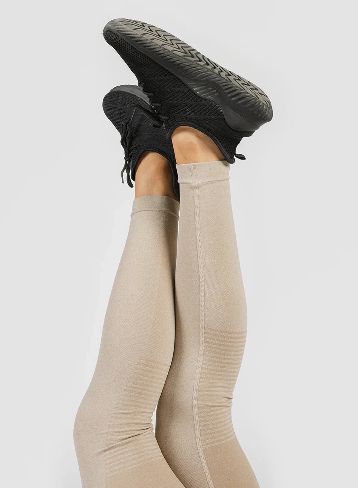SEAMLESS TIGHTS - SAND - Image 8