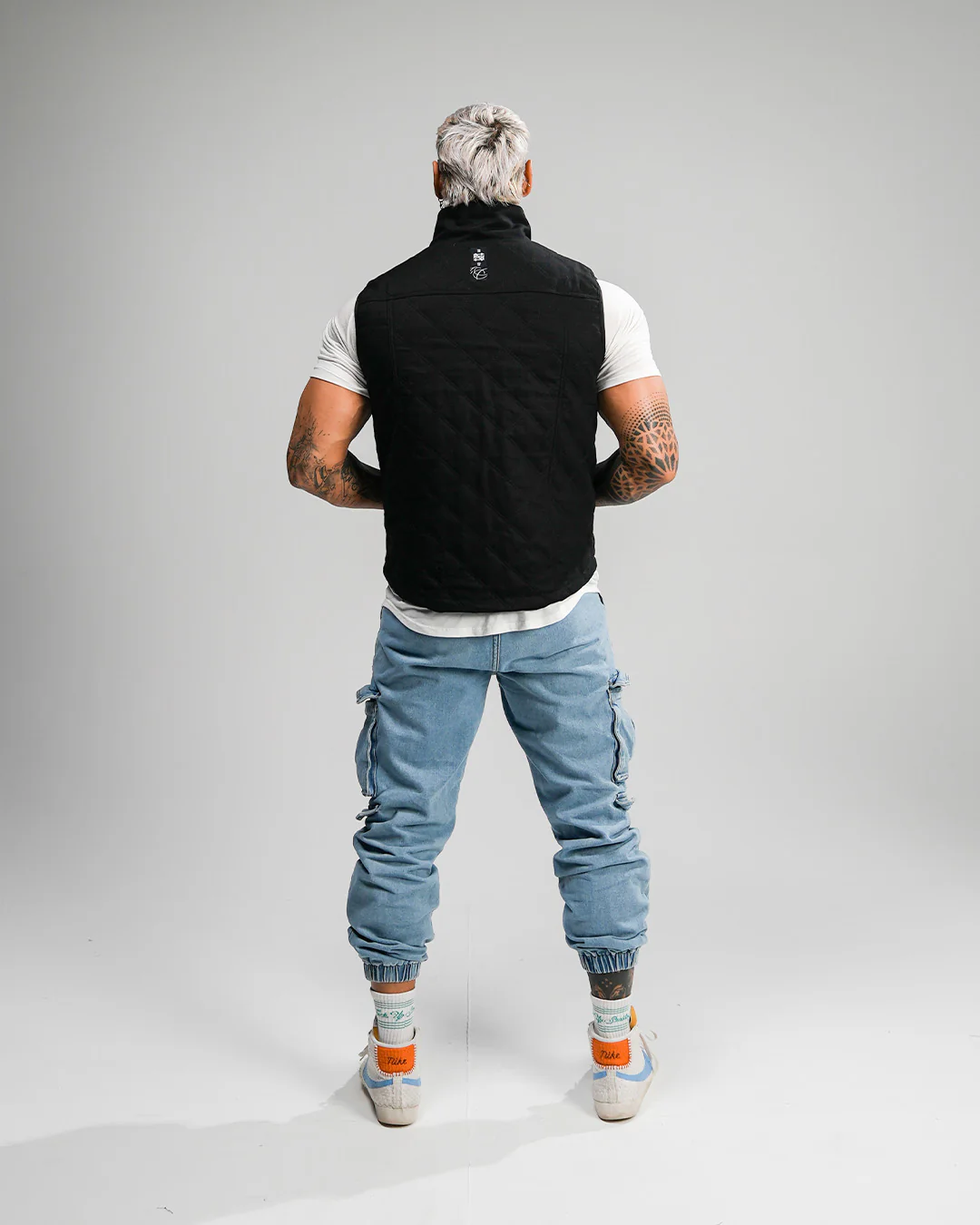 FOREVER VEST - BLACK - Image 10