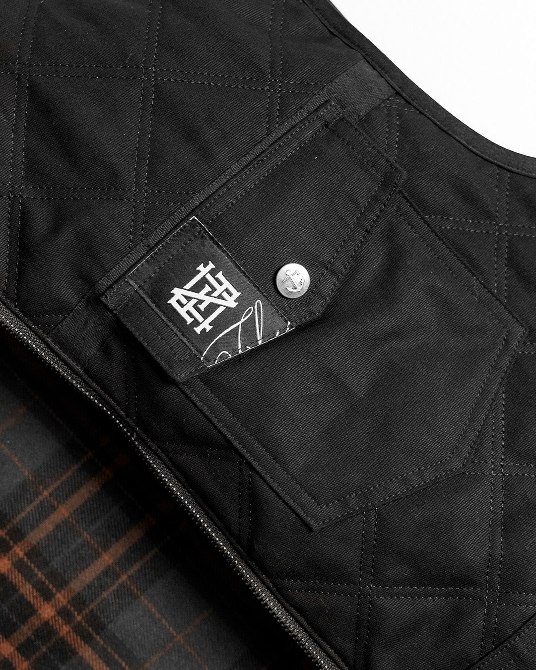 FOREVER VEST - BLACK - Image 15