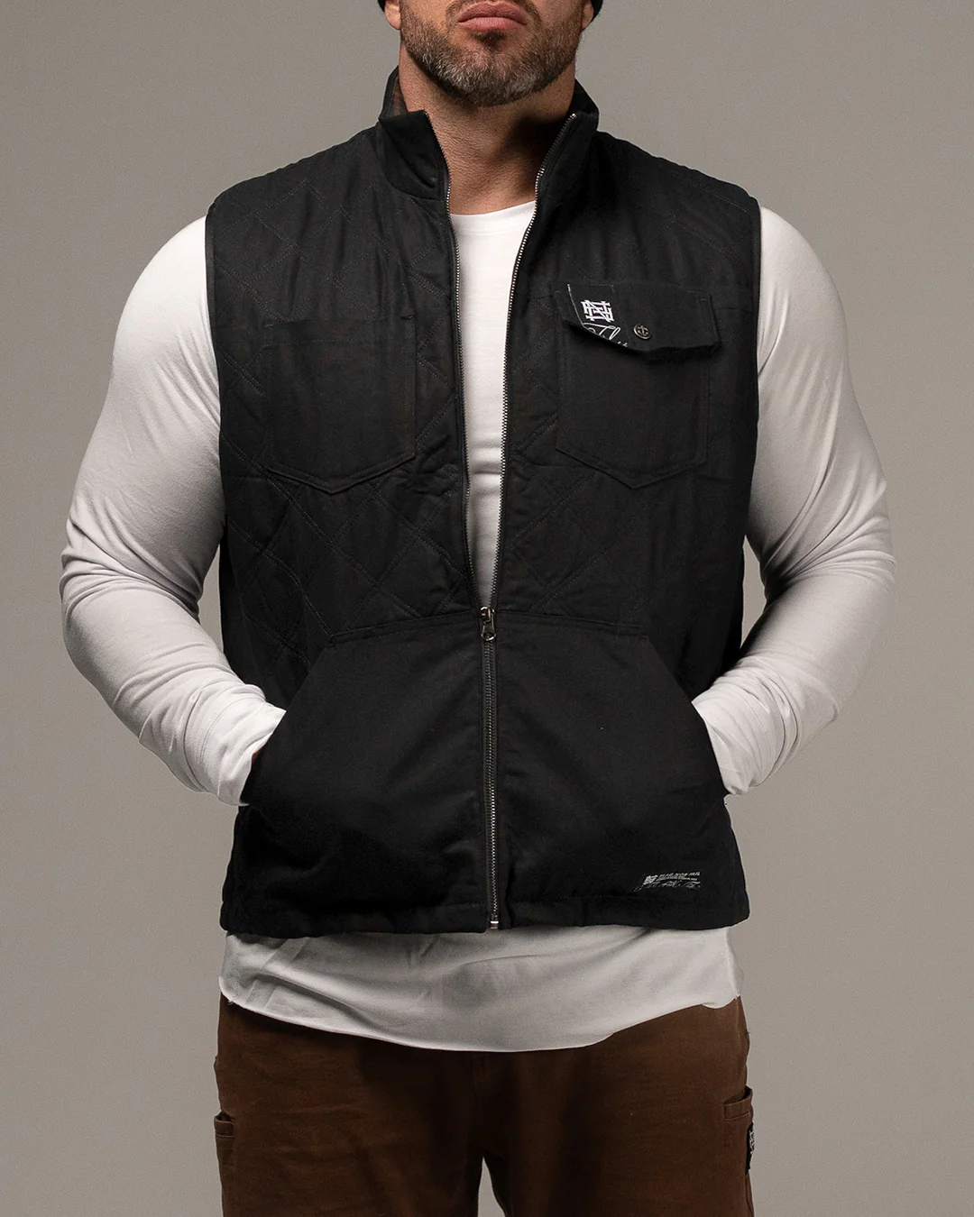 FOREVER VEST - BLACK - Image 4