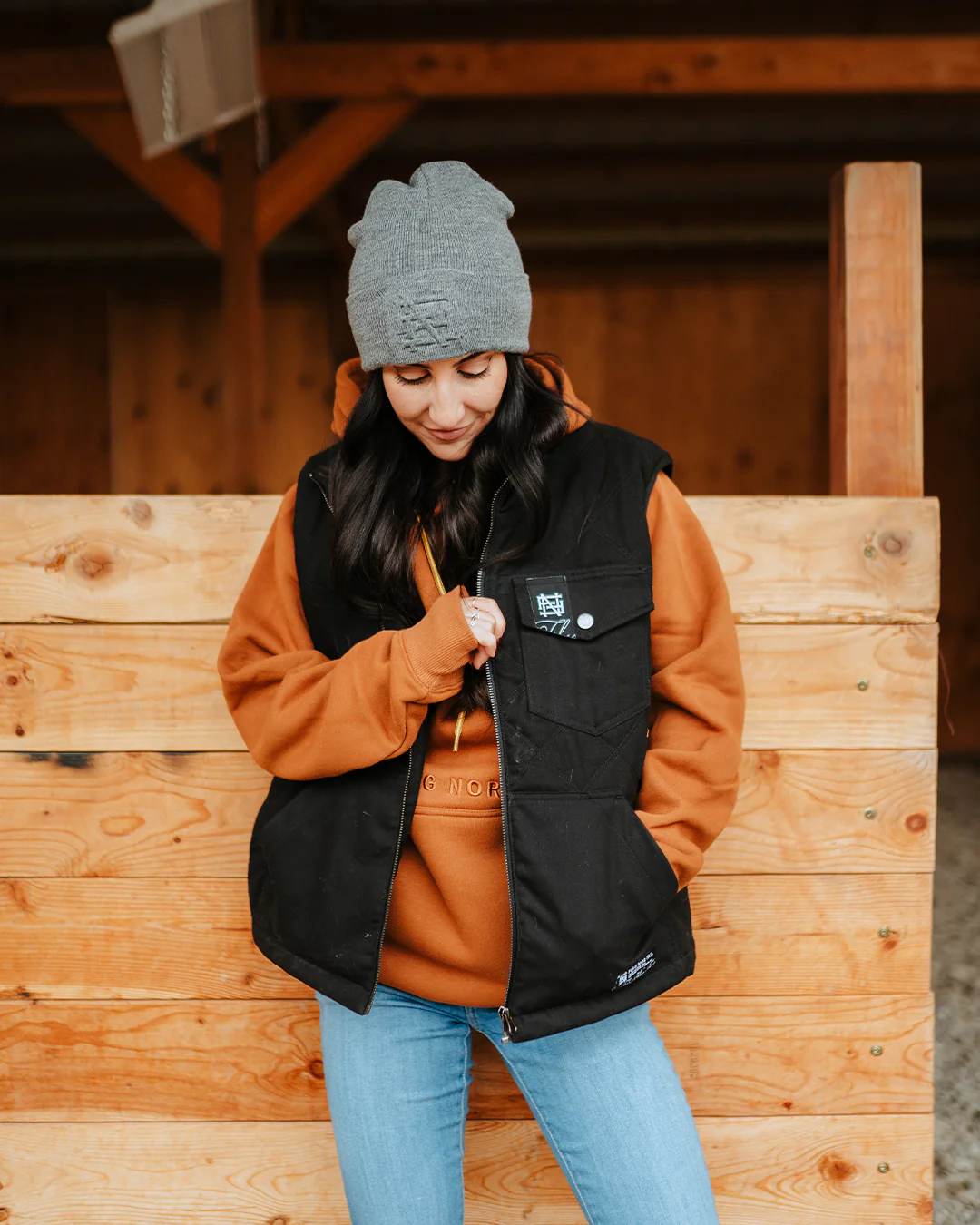 FOREVER VEST - BLACK - Image 8