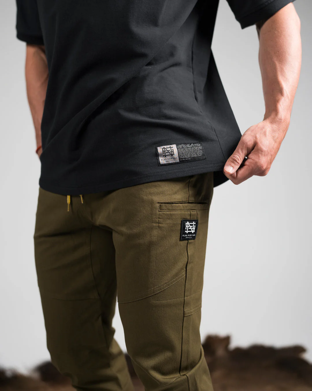 CLUB TEE - BLACK - Image 7