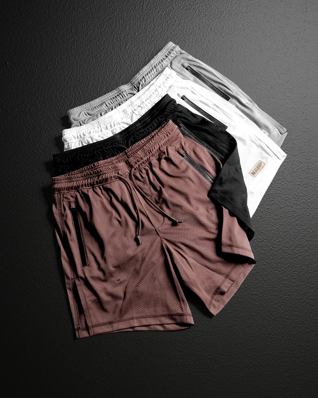 MENS MOMENTUM PATCH MESH SHORTS - EARTH - Image 11