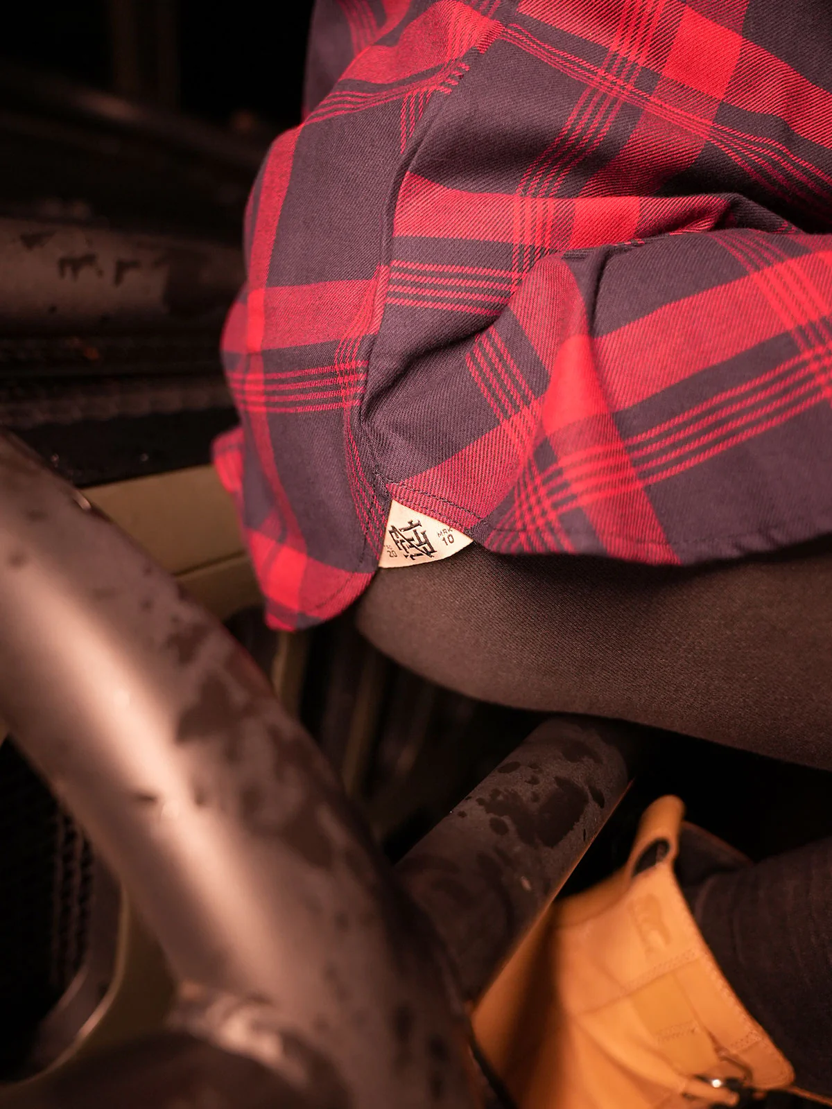 MIDWEIGHT FOREVER FLANNEL - RED - Image 14