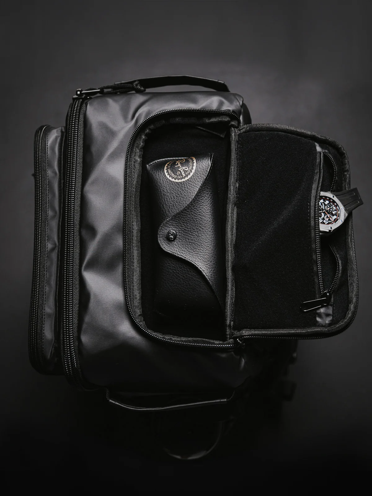 MOMENTUM FREIGHT PACK 50L - BLACK - Image 11