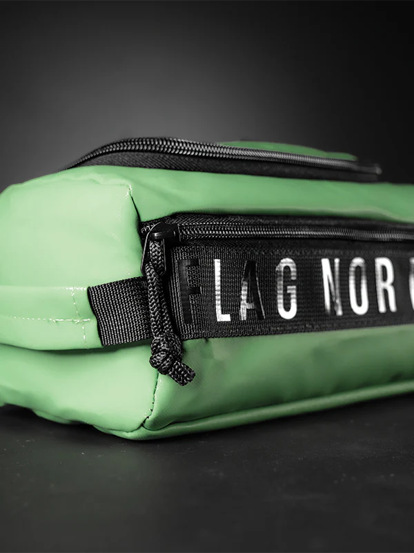 MOMENTUM TOILETRY CASE 2.5L - GREEN - Image 7
