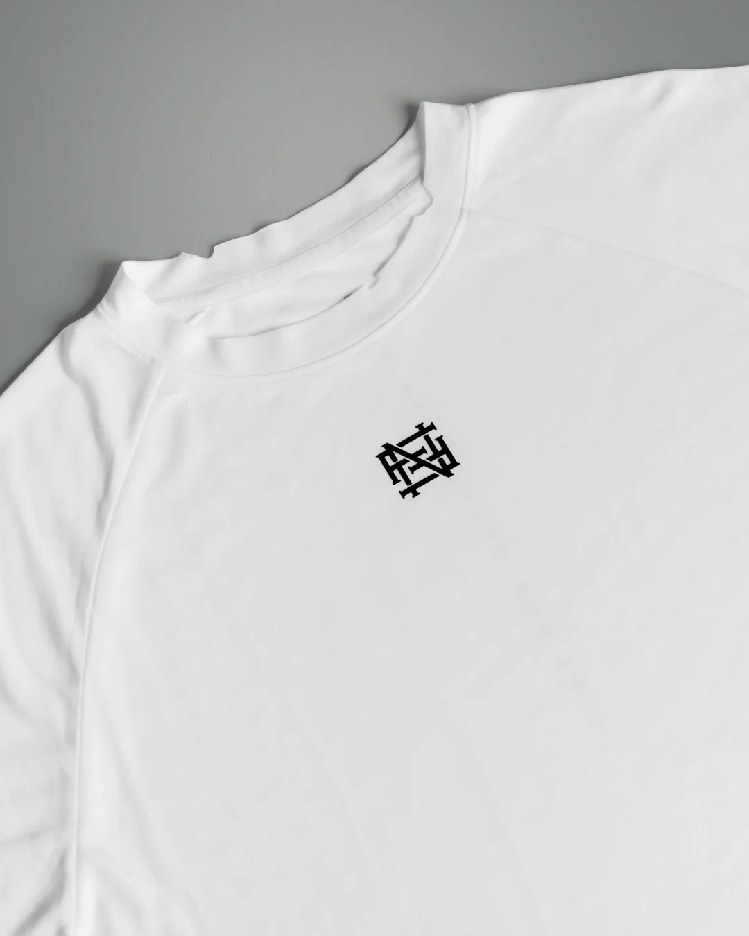 MOTO CROP TEE - WHITE - Image 6