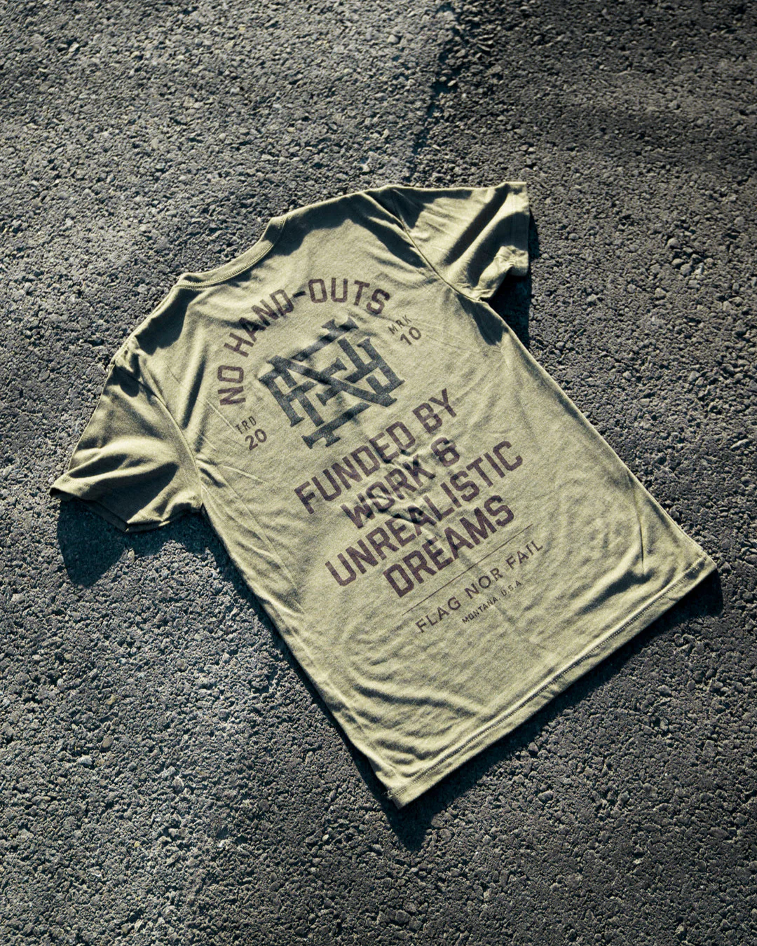 NO HAND OUTS TEE - OLIVE - Image 5