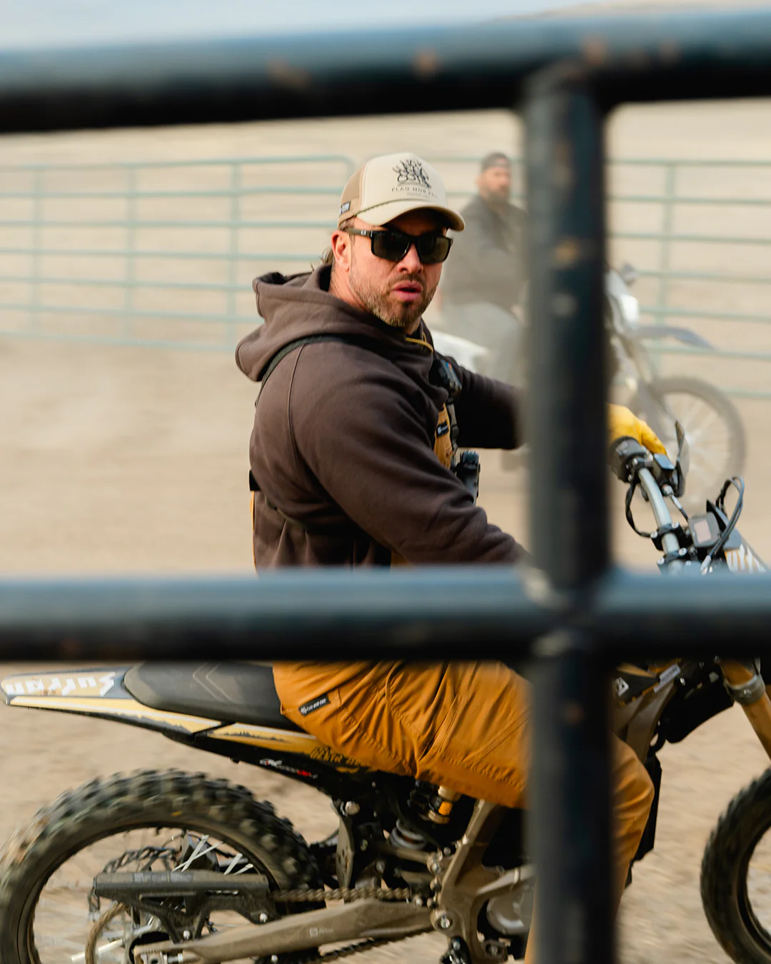 NO HAND OUTS FOAM TRUCKER - TAN - Image 3