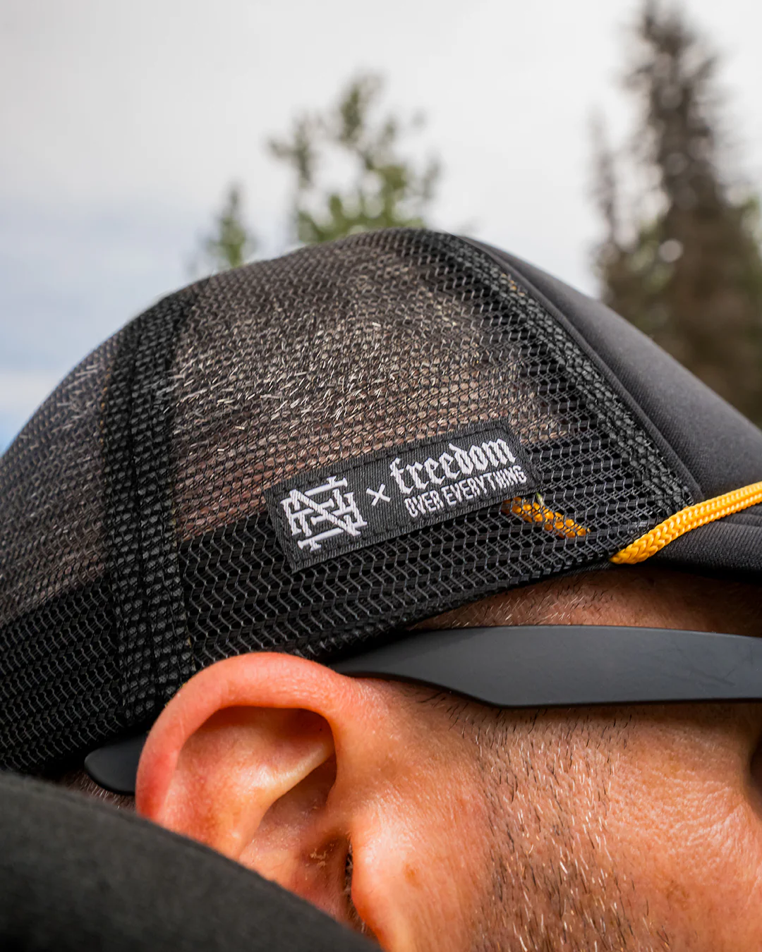 MONOGRAM FOAM TRUCKER - BLACK - Image 4