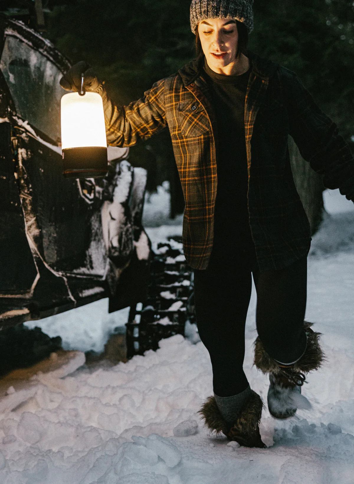 WOMEN'S HOODED FOREVER FLANNEL - NAVY - Image 4