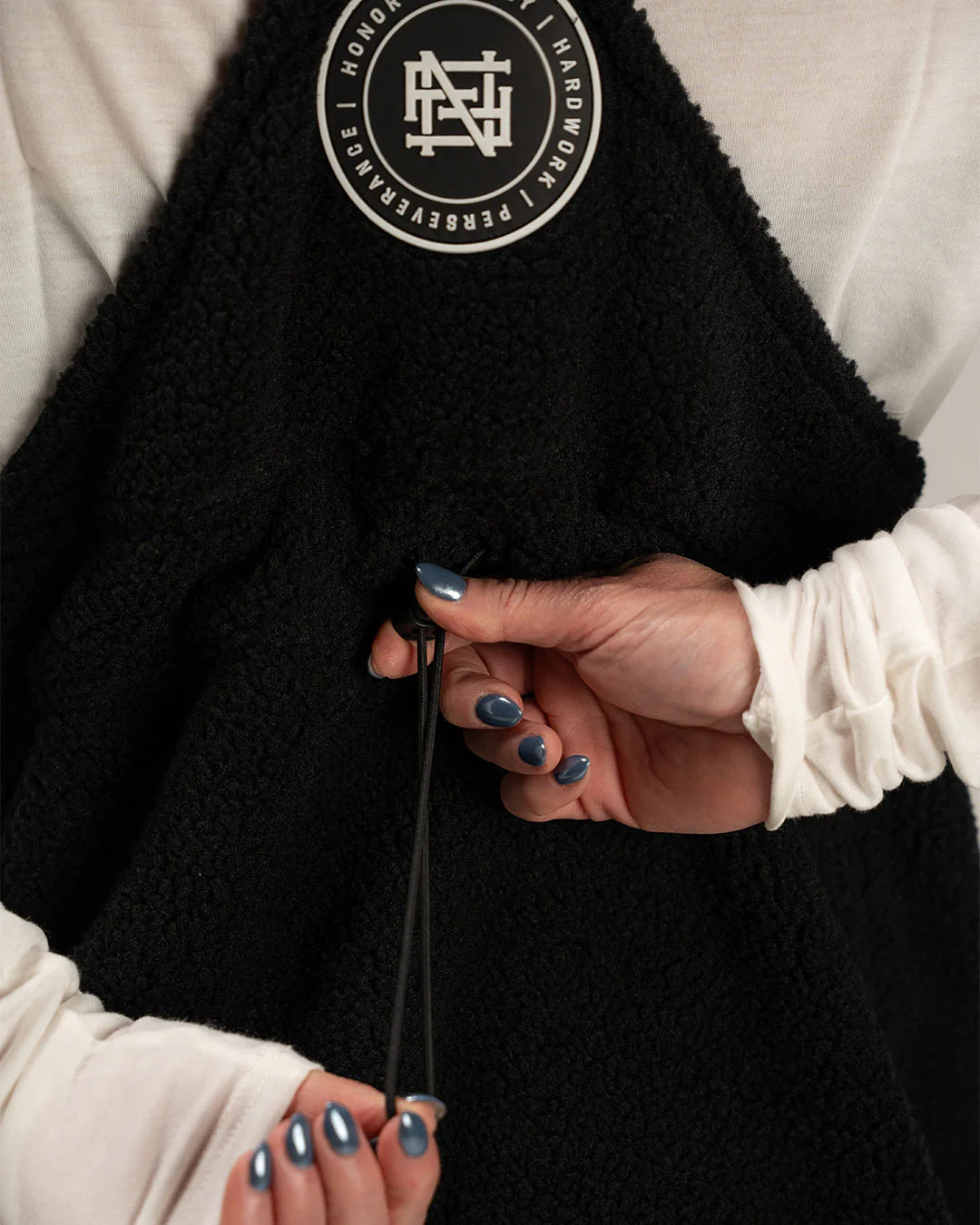 WOMENS OVERALLS - BLACK SHERPA - Image 9