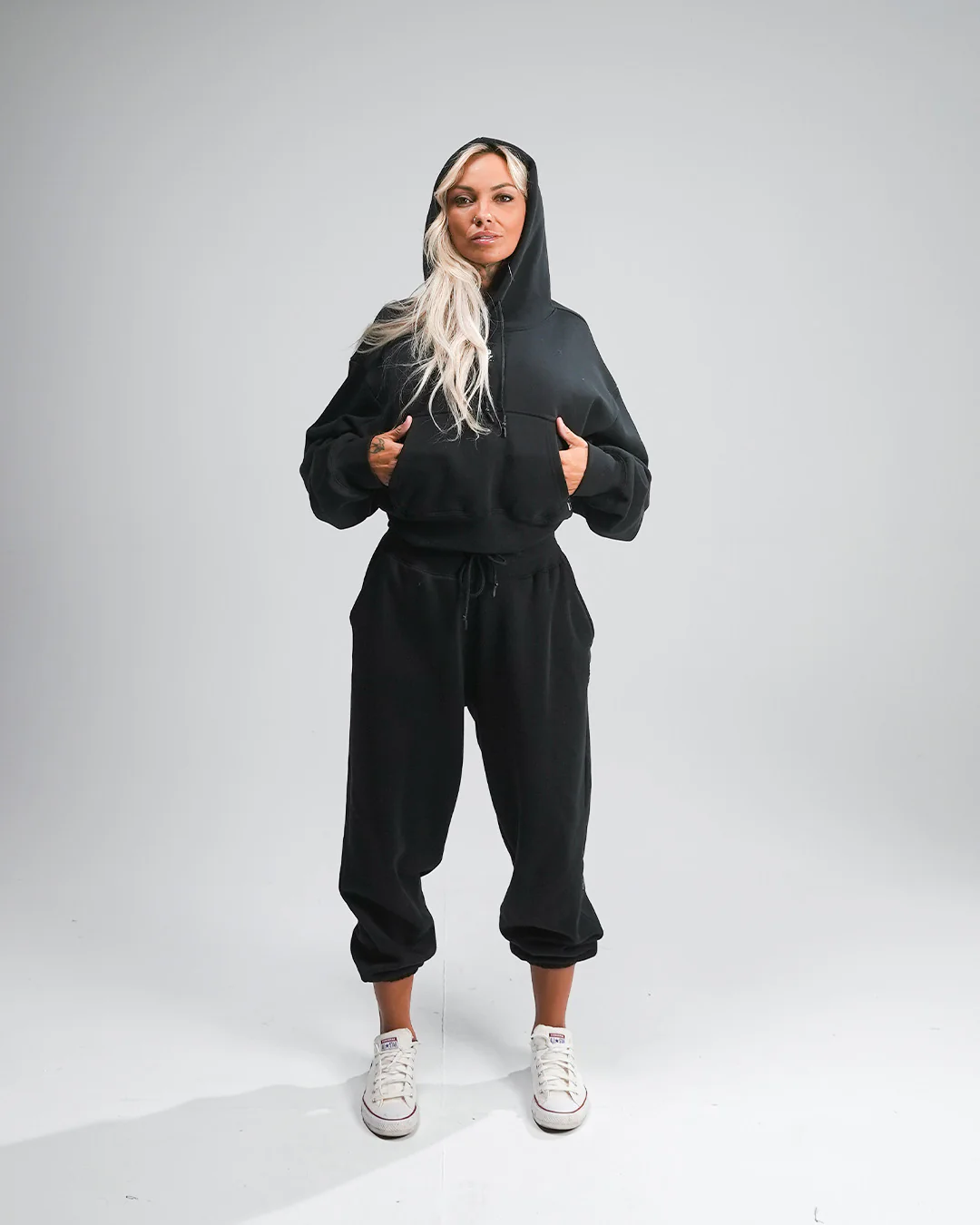 WOMENS OVERSIZED CROP HOODIE - BLACK - Image 2