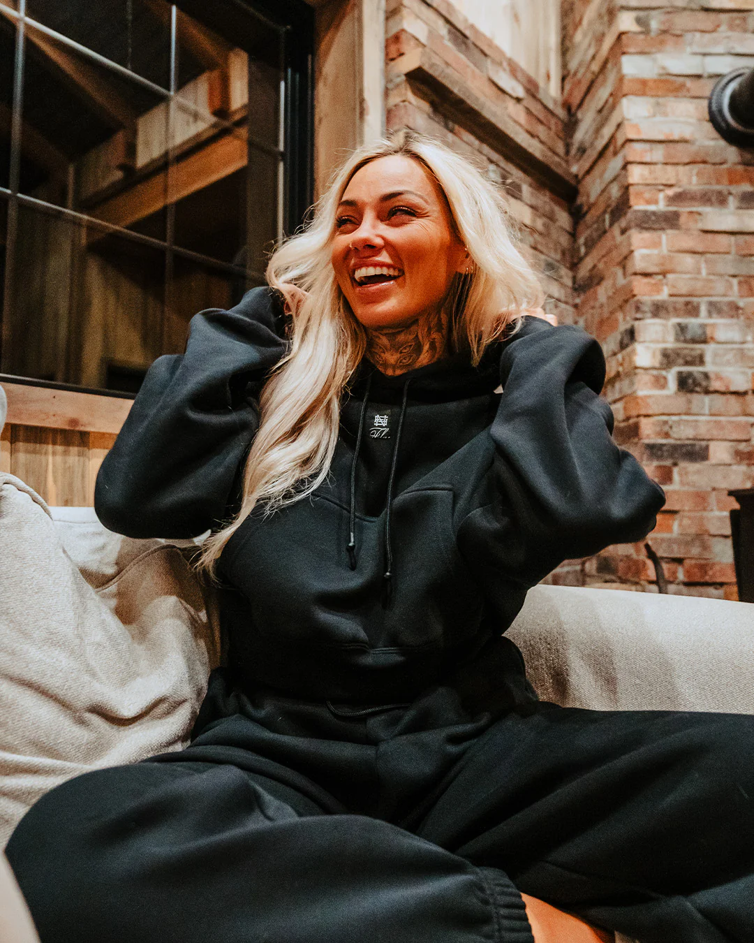 WOMENS OVERSIZED CROP HOODIE - BLACK - Image 8