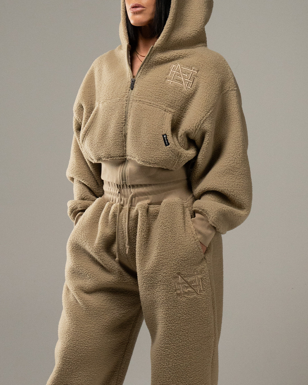 WOMENS OVERSIZED CROP HOODIE - SHERPA - Image 7