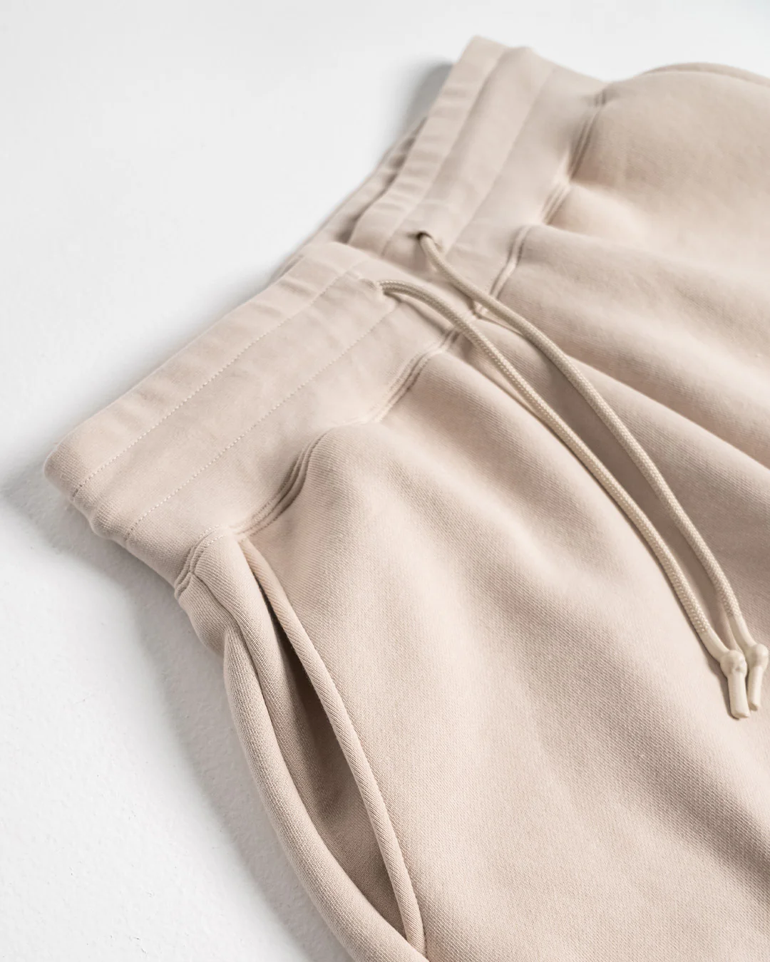 WOMENS OVERSIZED SWEATPANTS - TAN - Image 4